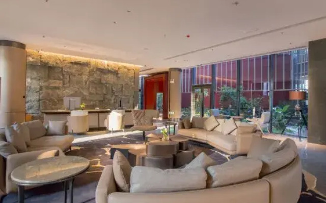 Dalian Yinxu Hot Spring Hotel