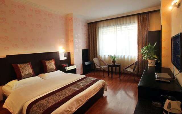 Yueguang Holiday Hotel