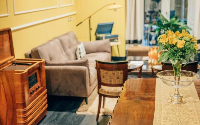 Caruso Place Boutique & Wellness Suites