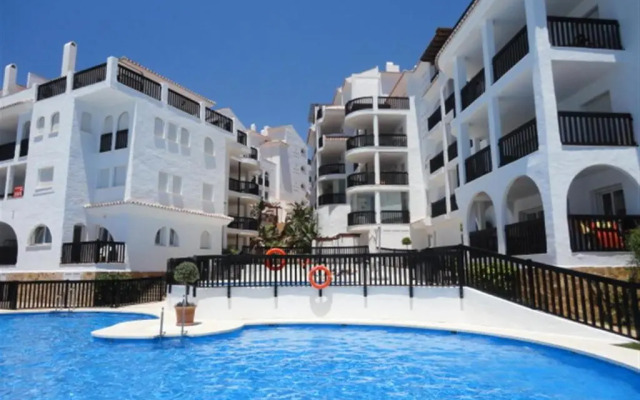 Puerta Del Mar Beachfront And Pool