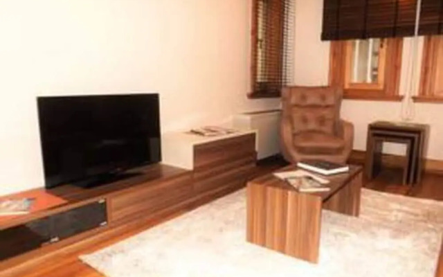 Aslan Residence