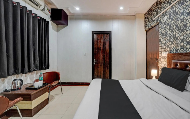 Flagship 92050 Oyo Flagship