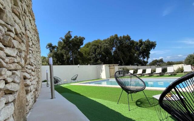 Agréable villa 3 chambres avec piscine chauffée Bonifacio