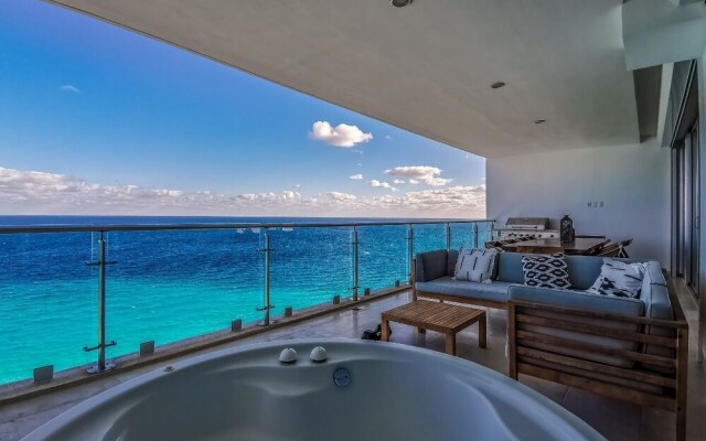 Emerald Residential Tower and Spa