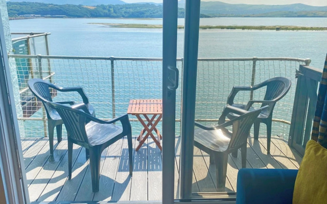 Harbour Flat - 12E South Snowdon Wharf