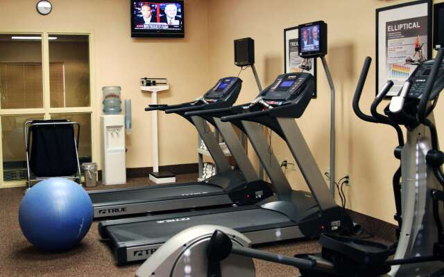 Hampton Inn & Suites Seal Beach