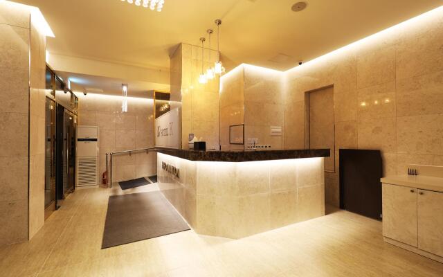 Hotel K