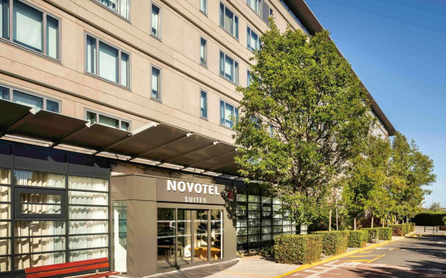 Novotel Suites Paris CDG Airport Villepinte