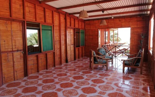 Hospedaje Cueva Beach