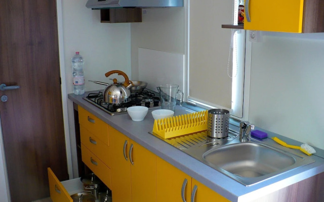 Victoria Mobilehome Stella del Sud Camping Villaggio