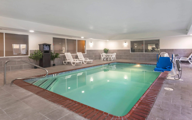 MainStay Suites Lebanon - Nashville Area