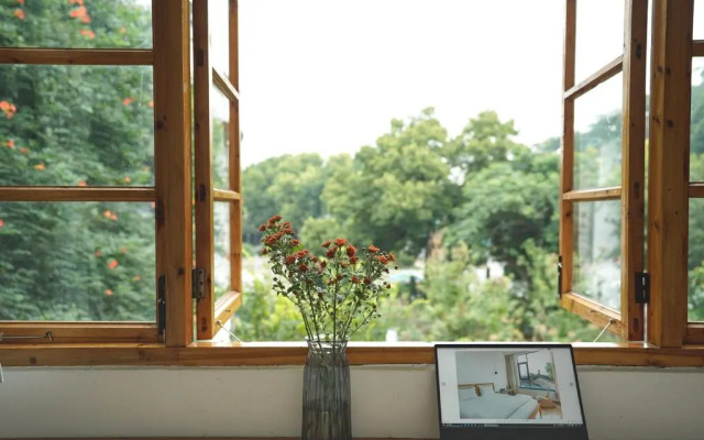 Xia Senlin Eco-friendly Hostel (Shaoxing Lu Xun's Hometown Subway Station Yintai City)