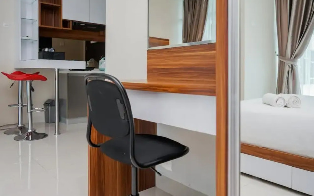 Chic and Strategic Studio Brooklyn Alam Sutera Apartment