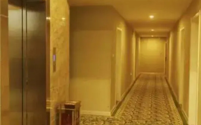 Huaibei Jiangnan Hotel (Train Station North Square Branch)