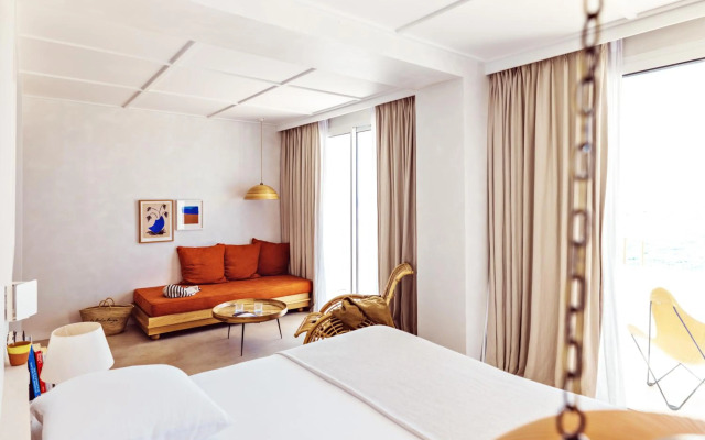 Les Roches Rouges, a Beaumier hotel