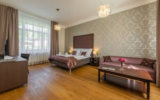 Wellness & Spa hotel Villa Regenhart
