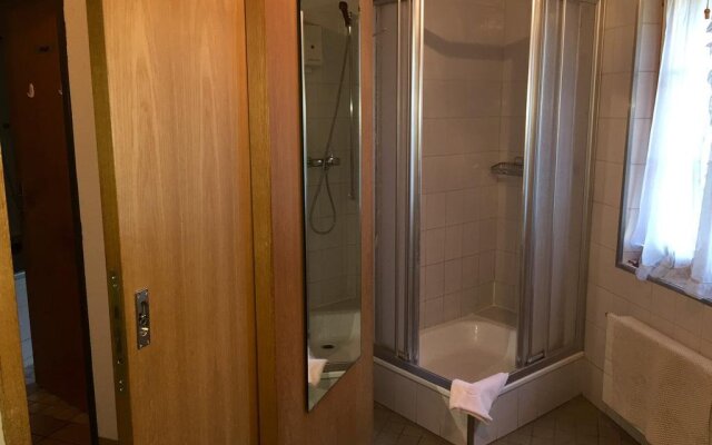 Gasthof zum roten Thurm