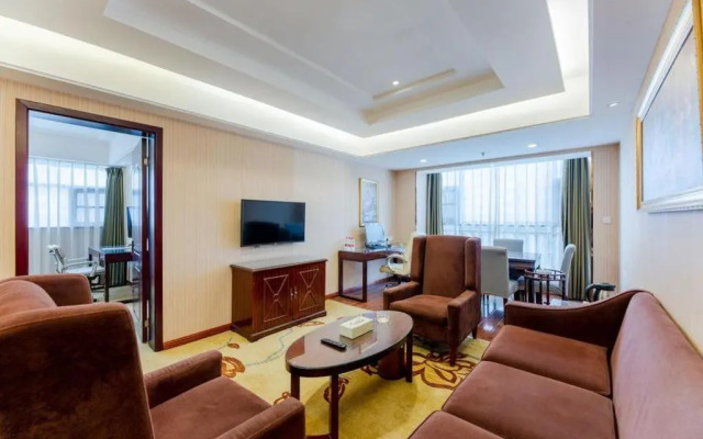 Vienna International Hotel (Zhumadian Huayuan Xuefu)