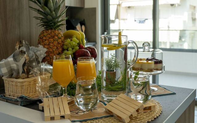 The Lop Athens Holiday Luxury Suites