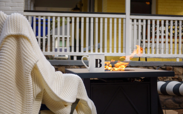 Bespoke Inn Flagstaff