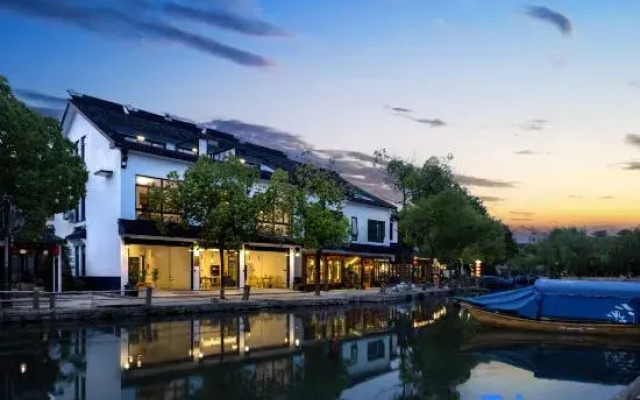 Fumeng Yuehe River View Homestay