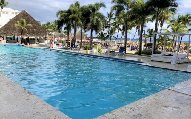 The paradis of hamaca resort