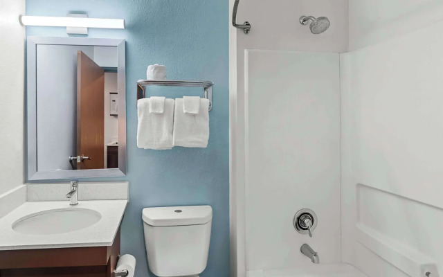 WoodSpring Suites Austin North I-35
