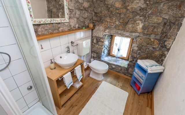 Awesome Home in Poljane With 3 Bedrooms, Wifi and Outdoor Swimming Pool