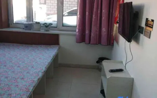 Yuexiang Erlanghe Quhongxiang Family Hotel