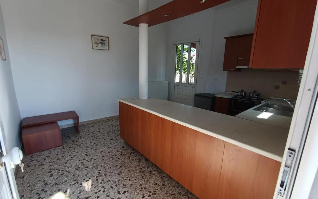 Rena Apartments