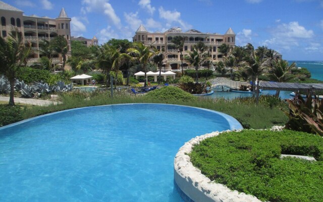 1 Bedroom Ocean View Apartment The Crane, Barbados