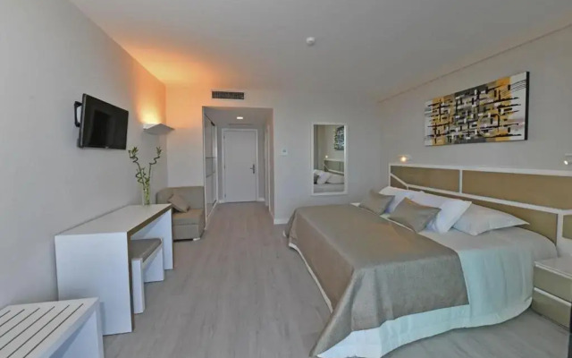Calamar Hotel