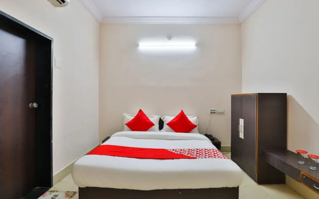 OYO 22020 Hotel Shakti