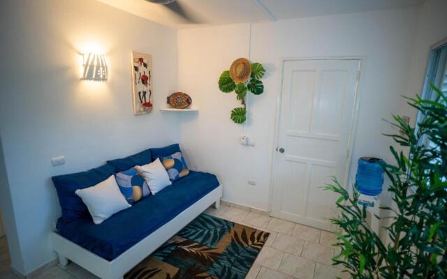 Charming 1 bdr apt w/ pool 5min Popi beach