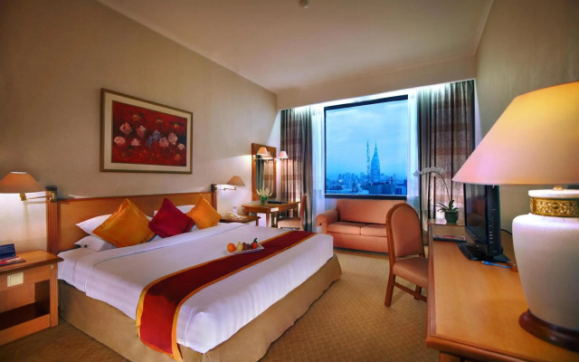 Menara Peninsula Hotel Jakarta