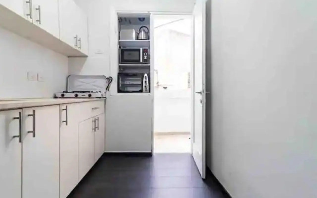 NEW! 2 BD Premium Beach house W/large balcony