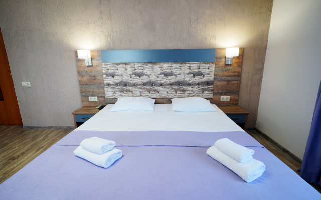 Mechta (f. Ellison Mechta)