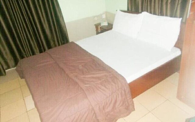 Banilux Guest House