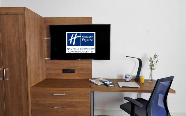 Holiday Inn Express Nashville Downtown - Broadway by IHG
