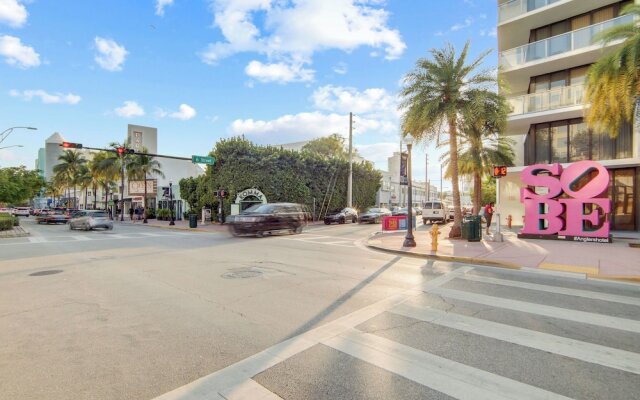 Cozy South Beach 1BR Apt Near Beach and Ocean Drive