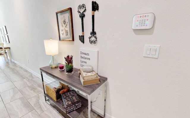 3083 Awesome Home Fantastic Club House