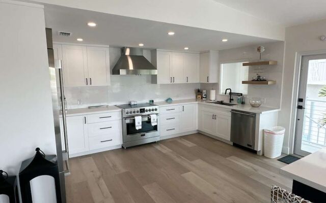 Treasure Harbor Hideaway