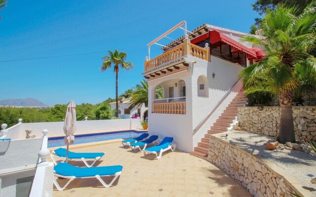 Alma - holiday home with private swimming pool in Benitachell