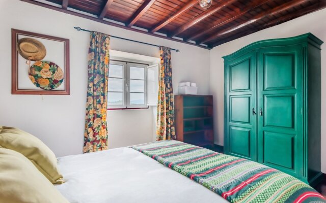 Casa das 10 Janelas at Monsanto