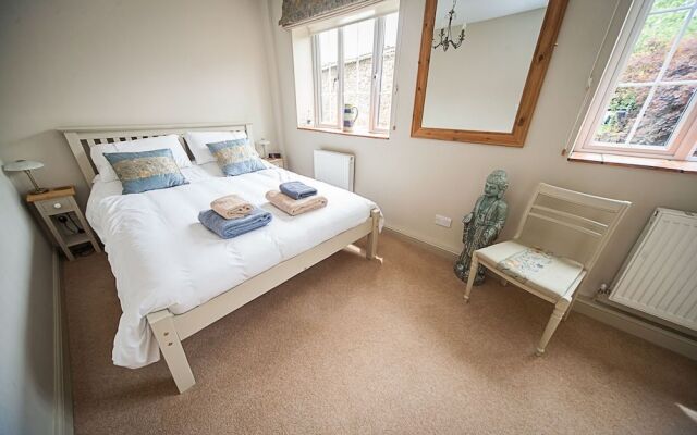 Stoodleigh Court Coach House B&B
