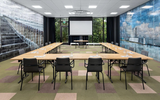 Strandhotel Westduin