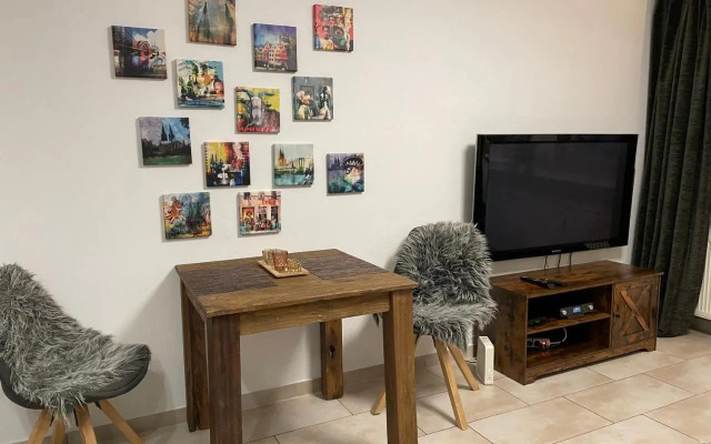 Koln Apartment I