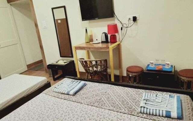 Hotel Pathik