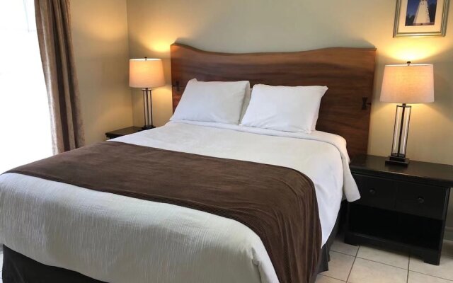 Adventure the Bruce Inn - Recently Renovated With Outdoor Hot Tub