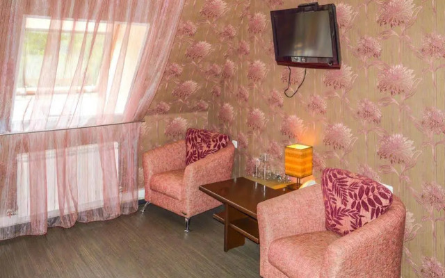 Mini Hotel Kedrovaya Pad